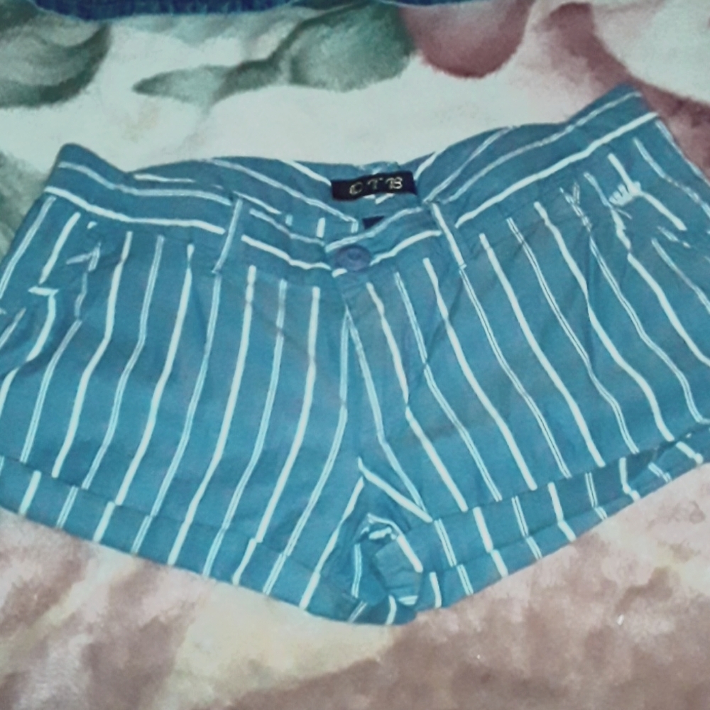 Striped shorts